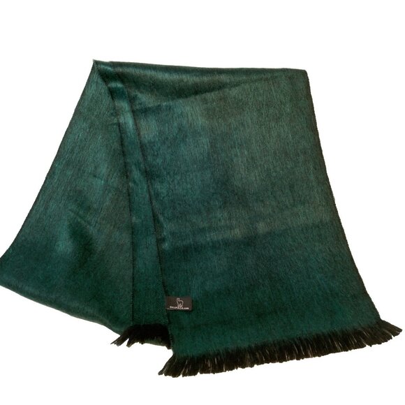 Shupaca Scarf Unisex Emerald Green Black Fringe Alpace Blend Fuzzy Ecuador - Picture 1 of 14